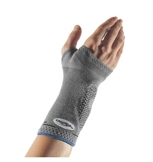DonJoy ManuForce Elastic Wrist Support